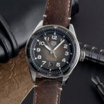 TAG Heuer Autavia WBE5114.FC8266 (Unknown (random serial)) - Black dial 42 mm Steel case (3/8)