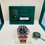 Rolex GMT-Master II 126715CHNR (2022) - Zwart wijzerplaat 40mm Roségoud (2/6)