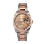 Rolex Datejust 36 126231 (2022) - Roze wijzerplaat 36mm Staal (2/8)