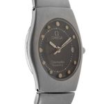 Omega Seamaster 596.0061 (1984) - Black dial 25 mm Steel case (5/8)
