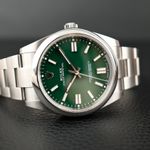 Rolex Oyster Perpetual 41 124300 (2021) - Groen wijzerplaat 41mm Staal (2/8)