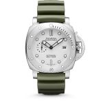 Panerai Submersible PAM01595 (2025) - White dial 44 mm Steel case (1/1)