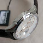 Hamilton Jazzmaster Regulator H42615553 (2025) - Silver dial 42 mm Steel case (5/8)