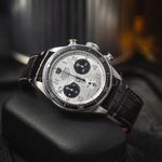 TAG Heuer Autavia CBE511B.FC8279 (2022) - Black dial 42 mm Steel case (1/8)