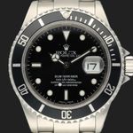 Rolex Submariner Date 16610 (2002) - Zwart wijzerplaat 40mm Staal (2/8)