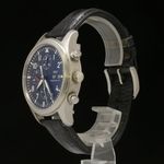 IWC Pilot Chronograph IW371701 (2010) - Black dial 42 mm Steel case (2/6)