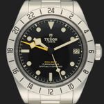Tudor Black Bay 79470 (2023) - Black dial 39 mm Steel case (2/8)
