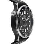 Omega Seamaster Diver 300 M 210.92.44.20.01.001 (2026) - Zwart wijzerplaat 44mm Keramiek (5/7)