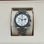 Omega Speedmaster 329.30.43.51.02.001 (2022) - Silver dial 43 mm Steel case (5/8)