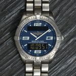 Breitling Aerospace E75362 (2005) - Blue dial 40 mm Titanium case (2/8)