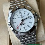 Breitling Chronomat GMT A32398101A1A1 (2025) - Silver dial 40 mm Steel case (1/2)