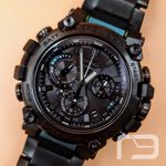 Casio G-Shock MTG-B3000BD-1A2ER (2024) - Zwart wijzerplaat 1 ATM Staal (1/8)