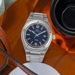 IWC Ingenieur Automatic IW322701 (2005) - Black dial 43 mm Steel case (1/8)