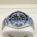 Rolex Submariner Date 16610 (1997) - Black dial 40 mm Steel case (3/7)