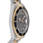 Rolex Submariner Date 16613 (1994) - Zwart wijzerplaat 40mm Goud/Staal (5/8)