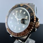 Rolex GMT-Master II 126711CHNR (2024) - Black dial 40 mm Gold/Steel case (8/8)