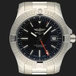 Breitling Avenger A32397 (2024) - Zwart wijzerplaat 43mm Staal (2/8)