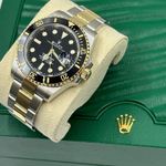 Rolex Submariner Date 126613LN (2026) - 41mm Goud/Staal (2/10)