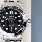 Omega Seamaster Diver 300 M 210.30.42.20.01.001 (2022) - Black dial 42 mm Steel case (5/8)