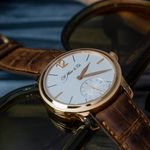 H. Moser & Cie. Endeavour 321.503-005 (2013) - White dial 40 mm Yellow Gold case (3/8)
