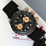 Tudor Black Bay Chrono 79363N (2021) - Zwart wijzerplaat 41mm Goud/Staal (1/8)