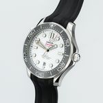 Omega Seamaster Diver 300 M 210.32.42.20.04.001 (Unknown (random serial)) - White dial 42 mm Steel case (3/8)