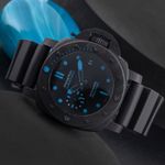 Panerai Luminor Submersible PAM00960 (Unknown (random serial)) - Black dial 42 mm Carbon case (2/8)