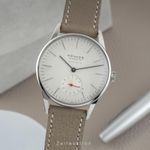 NOMOS Orion Neomatik 392 (Onbekend (willekeurig serienummer)) - Wit wijzerplaat 36mm Staal (1/8)