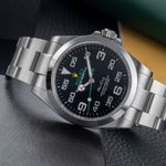 Rolex Air-King 126900 (Onbekend (willekeurig serienummer)) - Zwart wijzerplaat 40mm Staal (2/8)