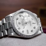 Rolex Day-Date 36 18346 (1976) - Silver dial 36 mm Platinum case (2/5)