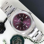 Rolex Oyster Perpetual 39 114300 (2019) - Rood wijzerplaat 39mm Staal (1/8)