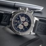 Breitling Avenger A69360 (Unknown (random serial)) - Black dial 44 mm Steel case (2/8)