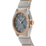 Omega Constellation Ladies 131.25.28.60.99.001 (2026) - Blue dial 28 mm Gold/Steel case (4/7)
