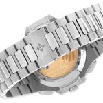 Patek Philippe Nautilus 5976/1G-001 (2017) - Blauw wijzerplaat 45mm Witgoud (7/7)