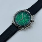 Glashütte Original Sixties Chronograph 1-39-34-05-22-04 (2024) - Green dial 42 mm Steel case (2/8)