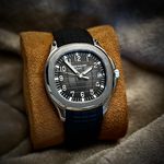 Patek Philippe Aquanaut 5167A-001 (2011) - Black dial 40 mm Steel case (3/6)