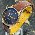 Breitling Navitimer R77320E31Q1P1 (2025) - Brown dial 32 mm Red Gold case (5/8)