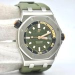 Audemars Piguet Royal Oak Offshore Diver 15720ST.OO.A052CA.01 (2023) - Green dial 42 mm Steel case (5/6)