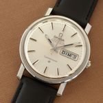 Omega Constellation Day-Date 168.016 (1968) - Silver dial 35 mm Steel case (3/8)