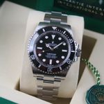Rolex Submariner No Date 124060 (2025) - Black dial 41 mm Steel case (1/5)