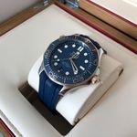 Omega Seamaster Diver 300 M 210.22.42.20.03.002 (2024) - Blauw wijzerplaat 42mm Goud/Staal (1/5)