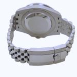 Rolex GMT-Master II 126710GRNR (2025) - Black dial 40 mm Steel case (3/6)