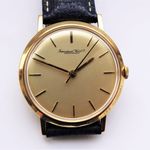 IWC Vintage 1420 (1934) - Champagne dial 34 mm Yellow Gold case (1/7)