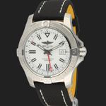 Breitling Avenger A32397 (2024) - Silver dial 43 mm Steel case (1/8)