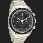Omega Speedmaster Professional Moonwatch 310.30.42.50.01.002 (2024) - Black dial 42 mm Steel case (4/7)