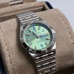 Breitling Chronomat A77310101L1A1 (2025) - Green dial 32 mm Steel case (2/6)