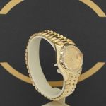 Rolex Lady-Datejust 69178 (1992) - Gold dial 26 mm Yellow Gold case (2/7)