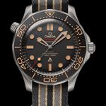 Omega Seamaster Diver 300 M 210.92.42.20.01.001 (2021) - Black dial 42 mm Titanium case (1/7)