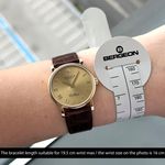 Rolex Cellini Time 5115 (2008) - Champagne dial 32 mm Yellow Gold case (2/8)