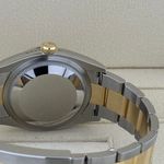 Rolex Datejust 36 126203 (2024) - 36mm Goud/Staal (2/8)